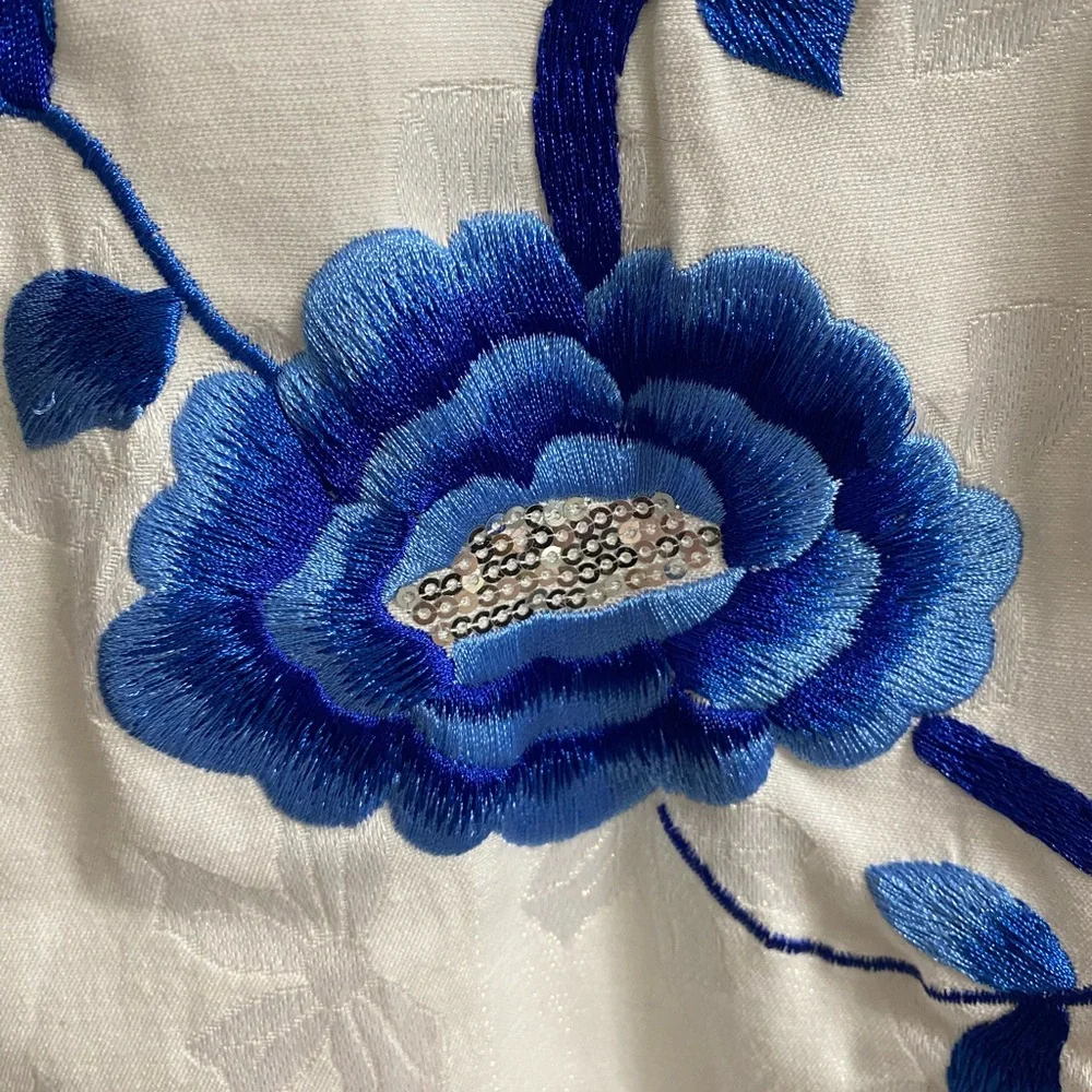 Blue & White Porcelain Style Qipao‎ / Cheongsam Dress Embroidered Sequins Size S - Picture 4 of 7